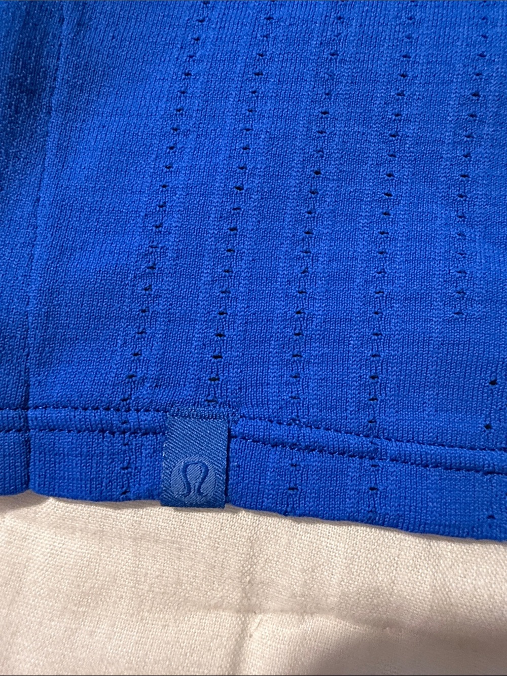 lululemon athletica Electric Blue Cropped Tank - Picture 5 of 5